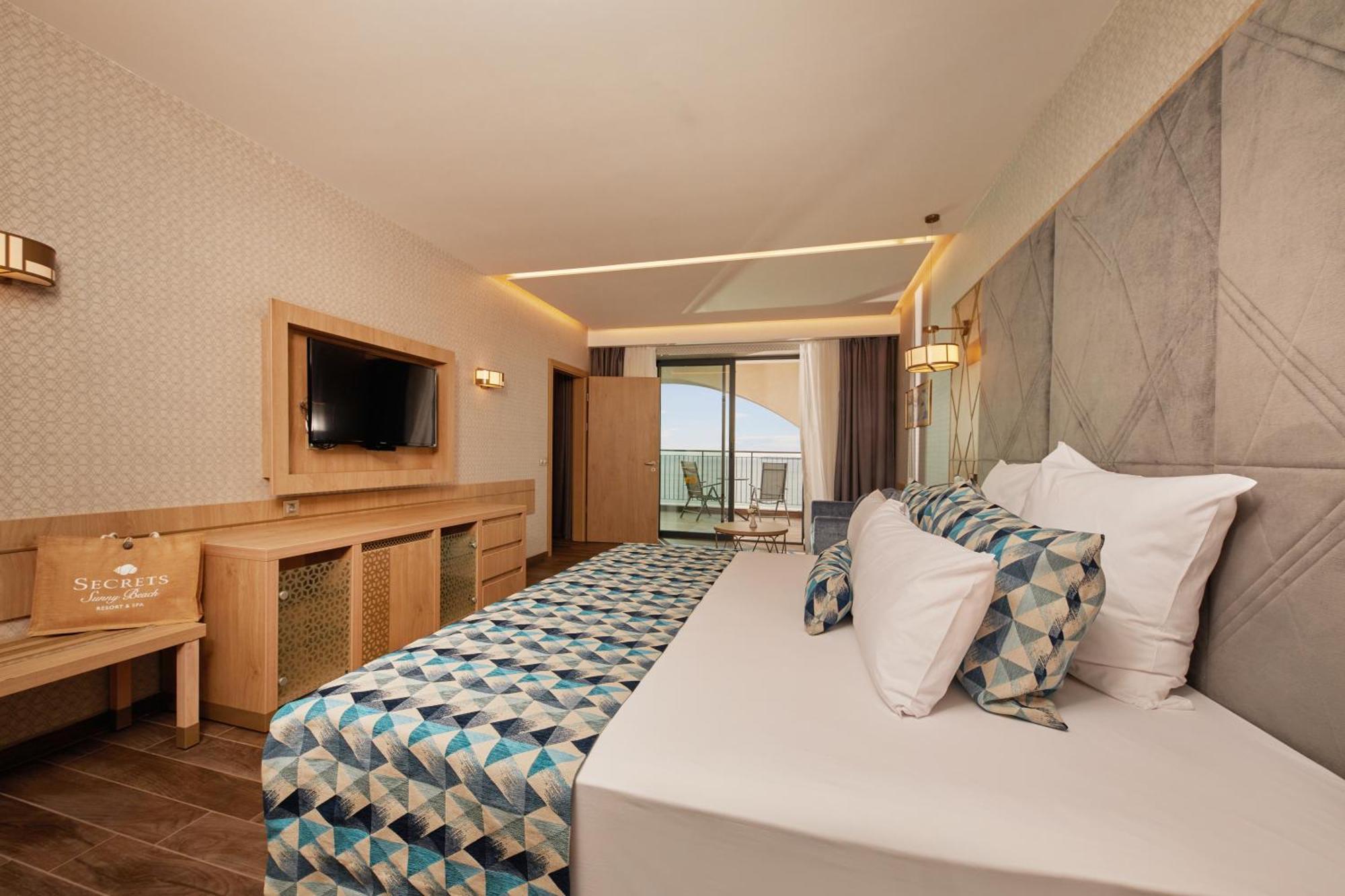 Secrets Sunny Beach Resort & Spa (Adults Only) Εξωτερικό φωτογραφία A room at the hotel